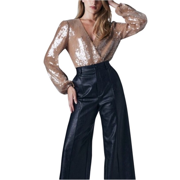 Bardot Verona Sequin Bodysuit NWT in Caramel Women’s Medium New - Picture 1 of 11